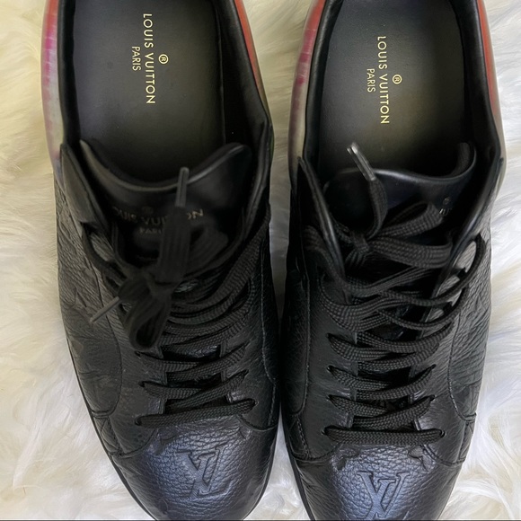 Selling a used LV LUXEMBOURG sneakers like New. - Picture 1 of 5